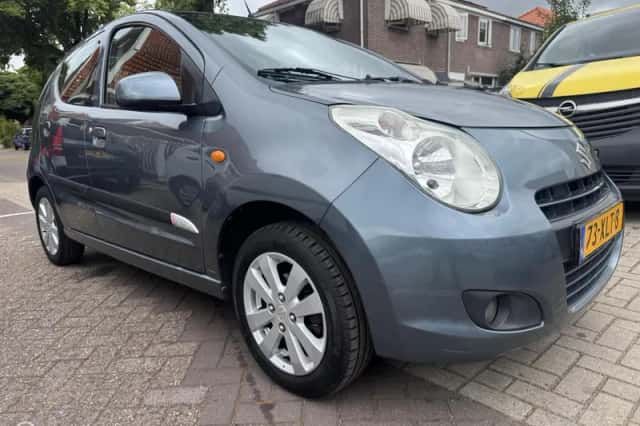 Suzuki Alto (2012) thumbnail 3