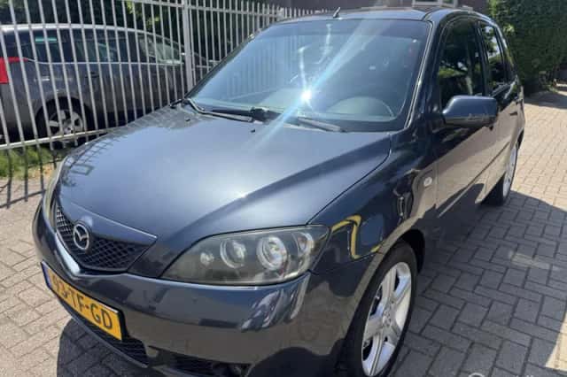 Mazda 2 (2006) thumbnail 1