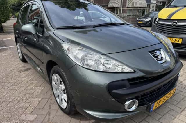 Peugeot 207 (2008) thumbnail 2