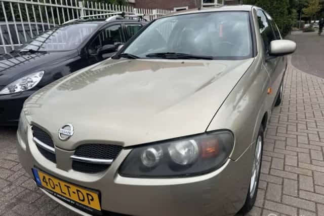 Nissan Almera (2003) thumbnail 1