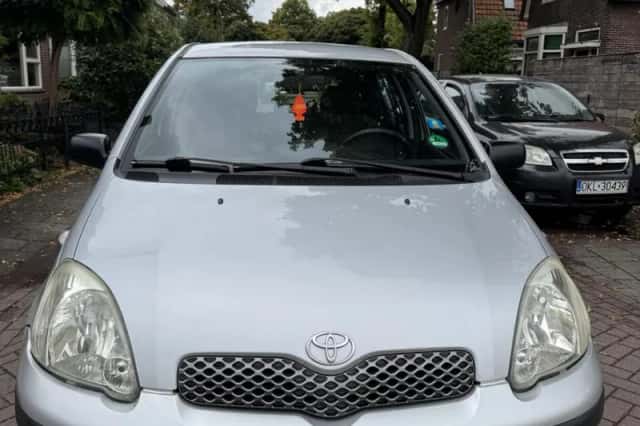 Toyota Yaris (2004) thumbnail 3
