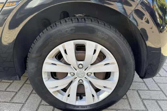 Peugeot 208 (2013) thumbnail 6