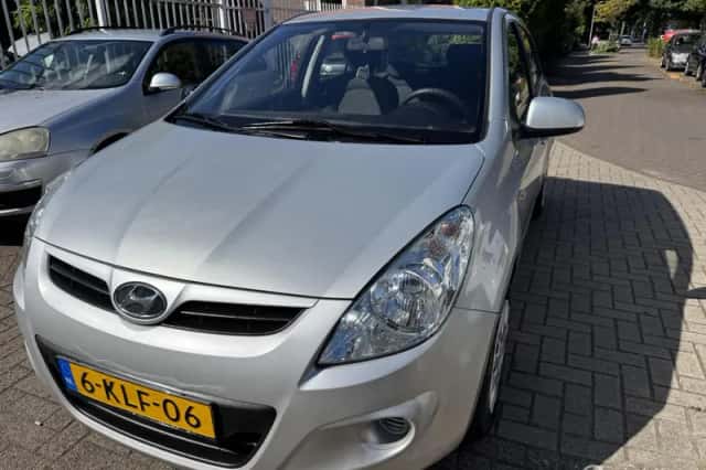 Hyundai i20 (2012) thumbnail 1