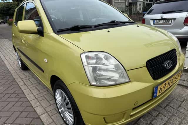 Kia Picanto (2005) thumbnail 3