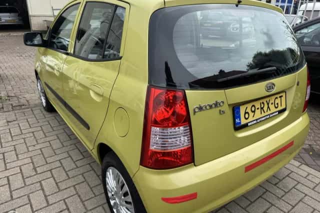 Kia Picanto (2005) thumbnail 5