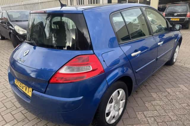 Renault Mégane (2008) thumbnail 4