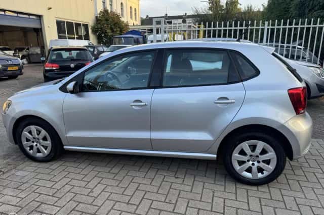 Volkswagen Polo (2009) thumbnail 6