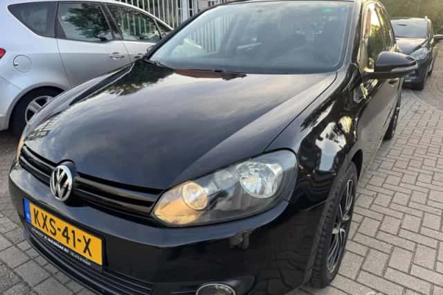 Volkswagen Golf (2009) thumbnail 1