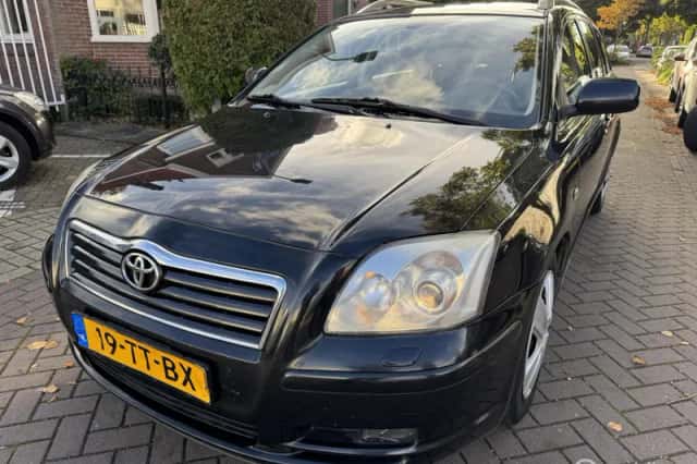 Toyota Avensis (2006) thumbnail 1