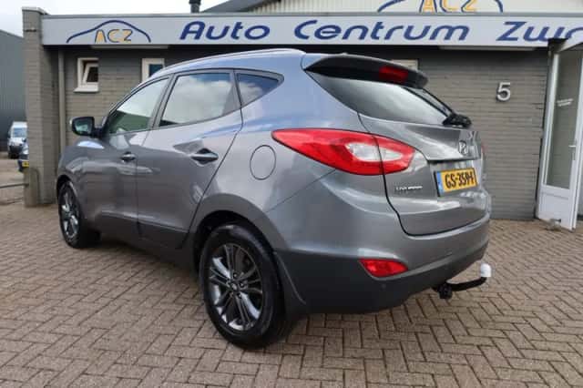 Hyundai ix35 (2015) thumbnail 3