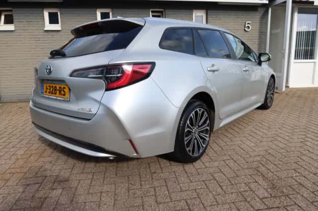Toyota Corolla (2020) thumbnail 4