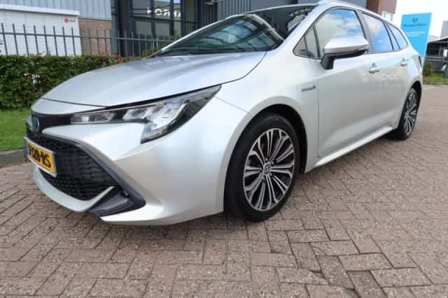 Toyota Corolla (2020) thumbnail 5