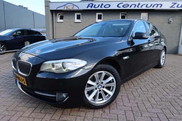 BMW 5-Serie (2011) thumbnail 1