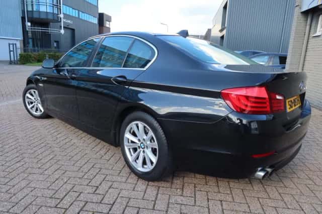 BMW 5-Serie (2011) thumbnail 3