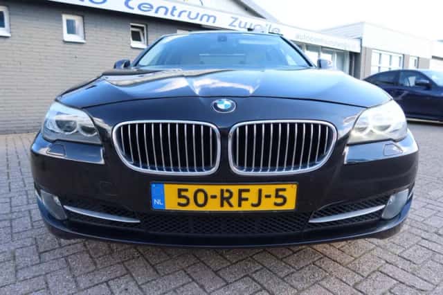 BMW 5-Serie (2011) thumbnail 6