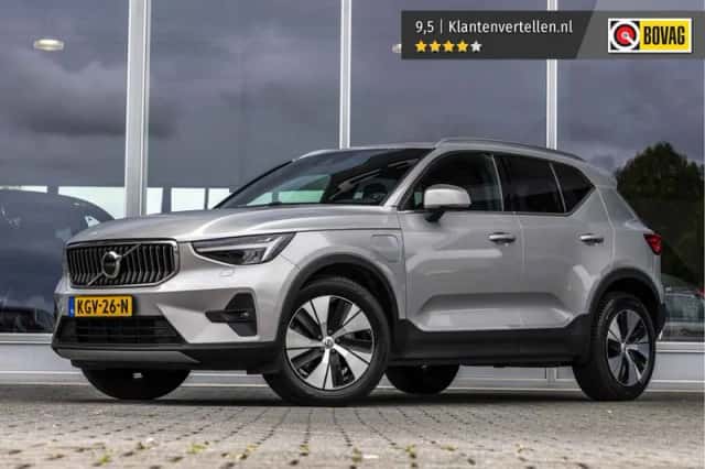 Volvo XC40 (2023) thumbnail 1