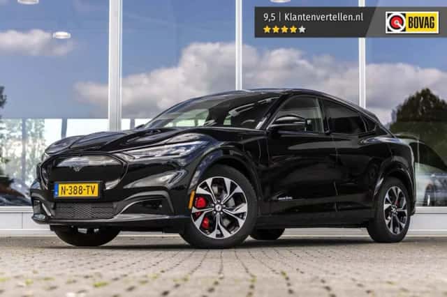 Ford Mustang (2021) thumbnail 1