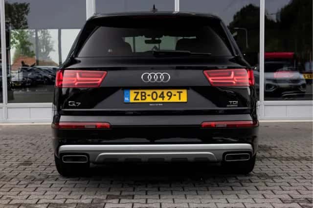 Audi Q7 (2018) thumbnail 5