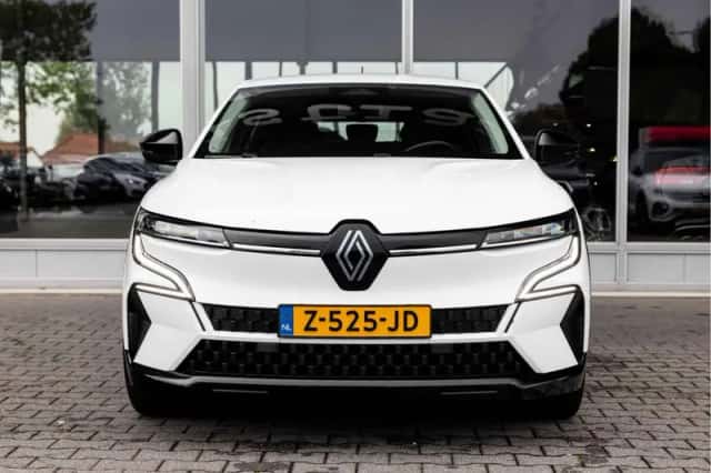 Renault Mégane (2024) thumbnail 4