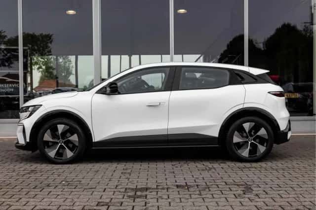 Renault Mégane (2024) thumbnail 6