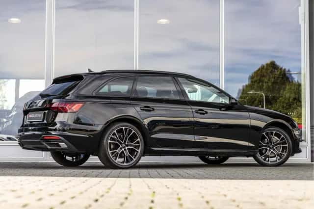 Audi A4 (2020) thumbnail 3
