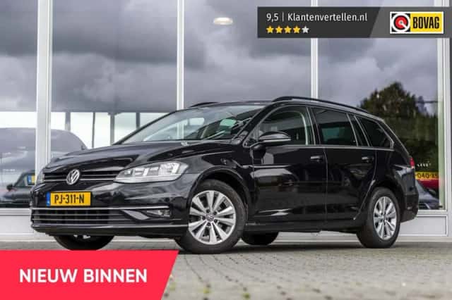 Volkswagen Golf (2017) thumbnail 1