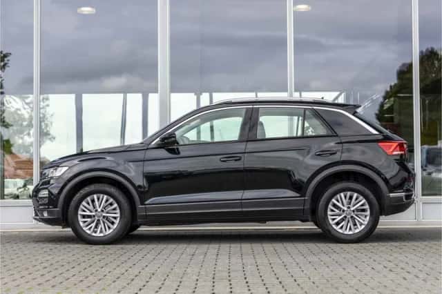 Volkswagen T-Roc (2018) thumbnail 6