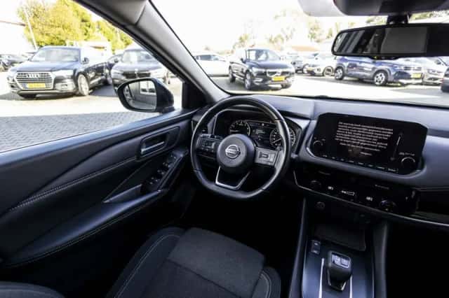 Nissan Qashqai (2023) thumbnail 6