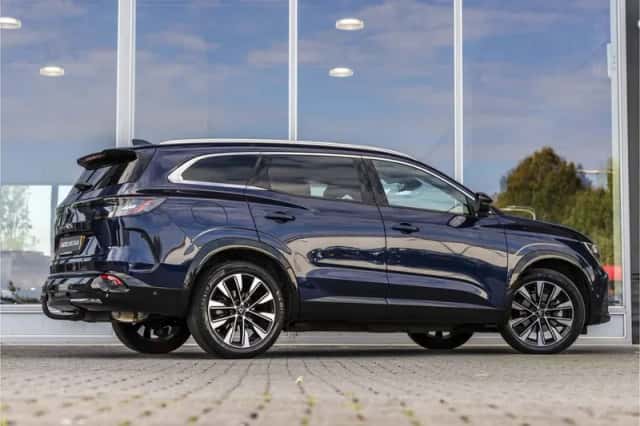 Renault Espace (2023) thumbnail 3