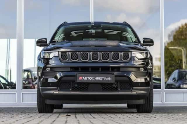 Jeep Compass (2023) thumbnail 4