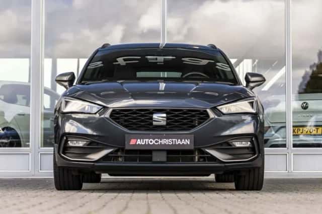 SEAT Leon Sportstourer (2021) thumbnail 4