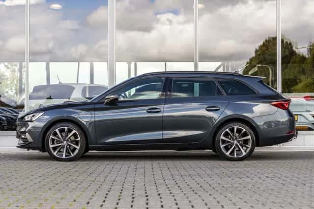SEAT Leon Sportstourer (2021) thumbnail 6