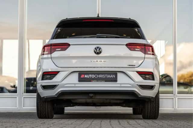 Volkswagen T-Roc (2021) thumbnail 5
