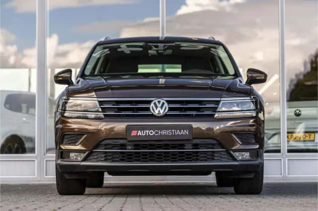 Volkswagen Tiguan (2017) thumbnail 4