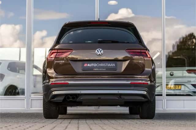 Volkswagen Tiguan (2017) thumbnail 5
