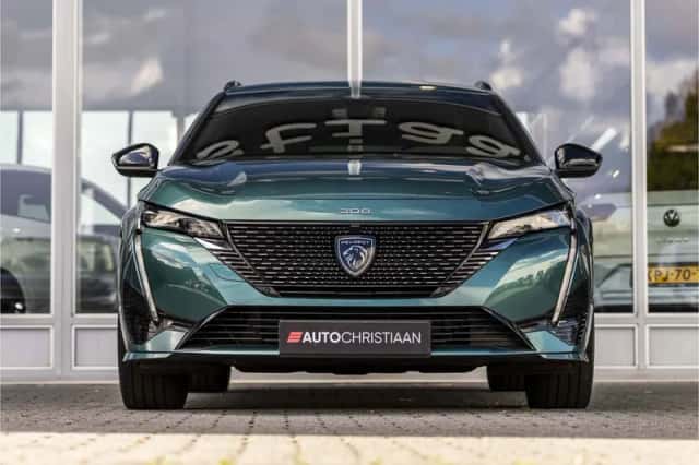 Peugeot 308 (2022) thumbnail 4