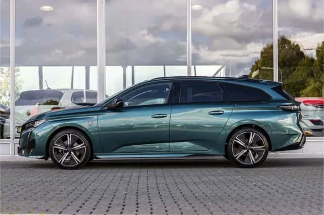 Peugeot 308 (2022) thumbnail 6