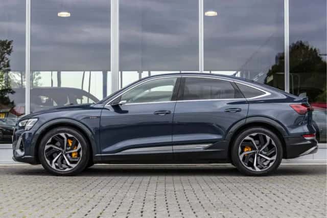 Audi e-tron Sportback (2020) thumbnail 6