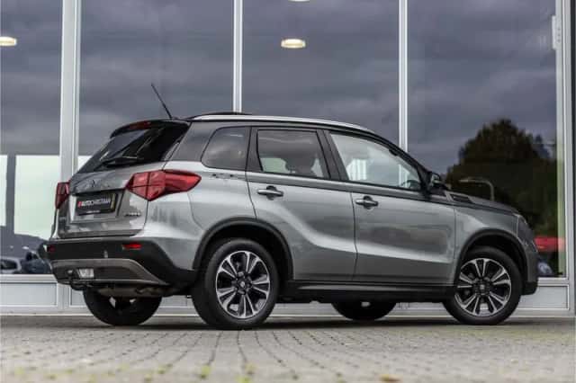Suzuki Vitara (2018) thumbnail 3
