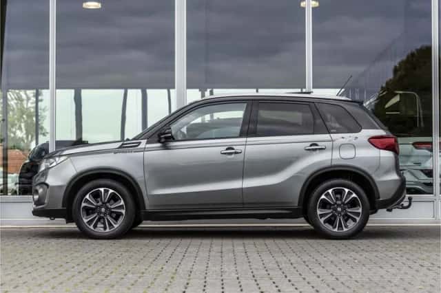 Suzuki Vitara (2018) thumbnail 6