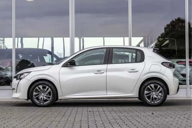 Peugeot 208 (2022) thumbnail 6