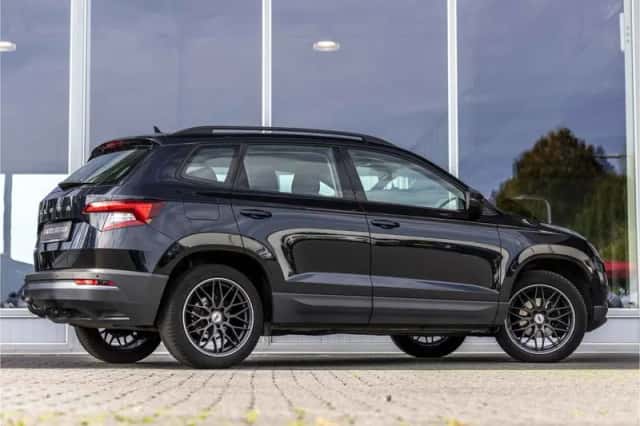 Škoda Karoq (2020) thumbnail 3