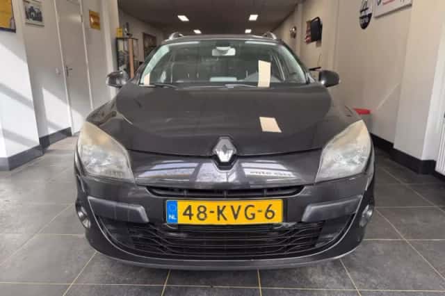 Renault Mégane (2010) thumbnail 2