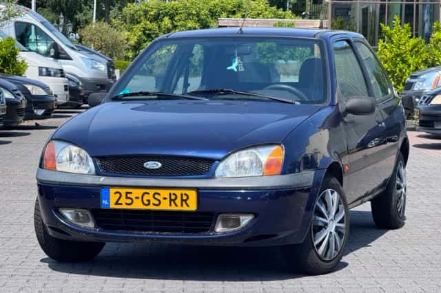 Ford Fiesta (2001) thumbnail 1