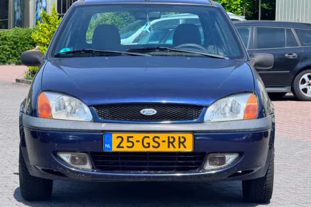 Ford Fiesta (2001) thumbnail 2