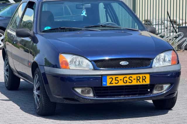 Ford Fiesta (2001) thumbnail 3