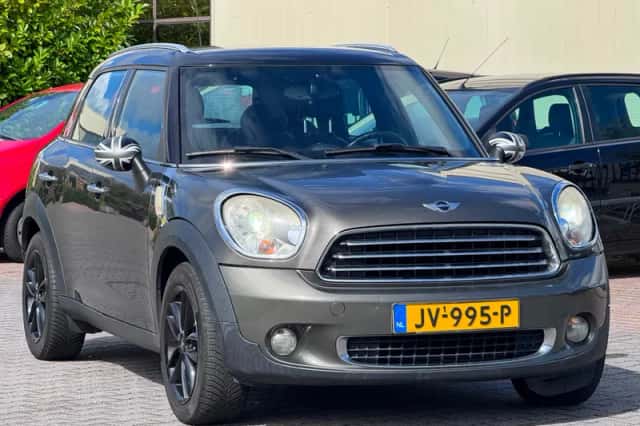 MINI Countryman (2011) thumbnail 5