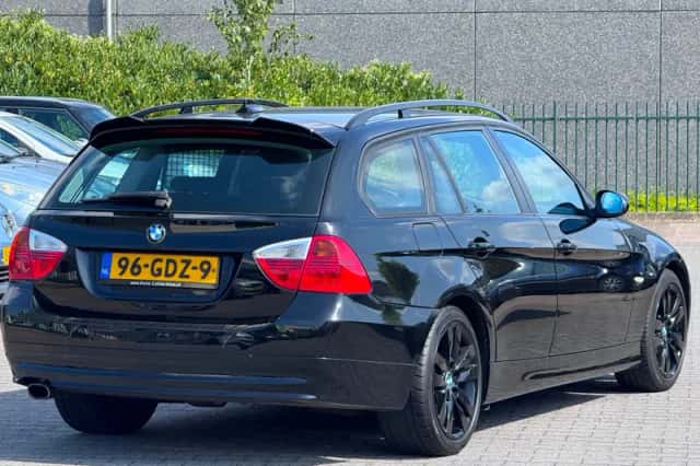 BMW 3-Serie (2008) thumbnail 2