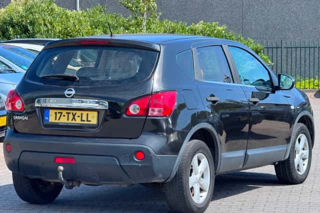 Nissan Qashqai (2007) thumbnail 2
