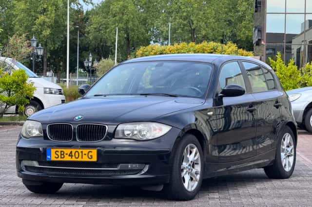 BMW 1-Serie (2008) thumbnail 1